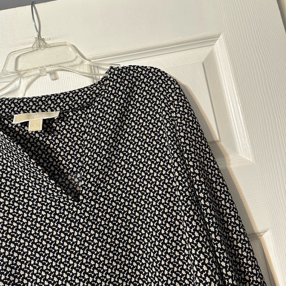Michael Kors Floral Casual Blouse - Picture 5 of 14